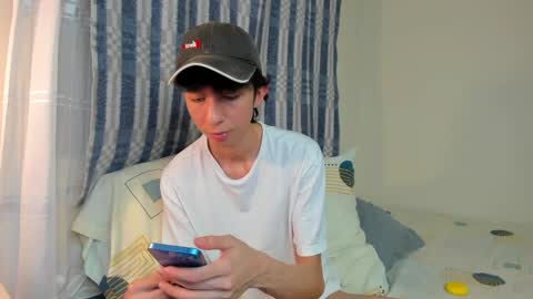 Snapshot of teroship_boy chatting on 11, 1, 2025 Juanfe online show from 11, 1, 2025