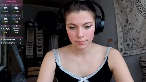 Snapshot of terranaufzinger chatting on 15, 11, 2025 Anny Simpson online show from 15, 11, 2025