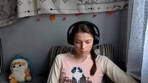 Snapshot of terranaufzinger chatting on 19, 11, 2025 Anny Simpson online show from 19, 11, 2025