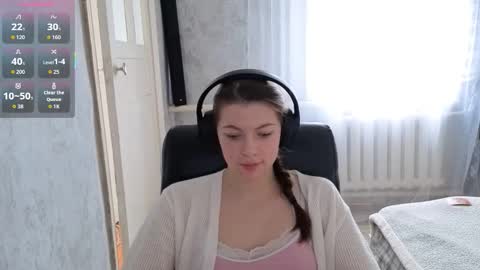 Snapshot of terranaufzinger chatting on 4, 12, 2025 Anny Simpson online show from 4, 12, 2025