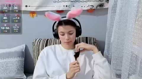 Snapshot of terranaufzinger chatting on 16, 12, 2025 Anny Simpson online show from 16, 12, 2025