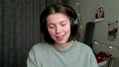 Snapshot of terranaufzinger chatting on 12, 1, 2026 Anny Simpson online show from 12, 1, 2026