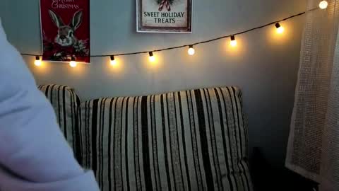 Snapshot of terranaufzinger chatting on 2, 2, 2026 Anny Simpson online show from 2, 2, 2026