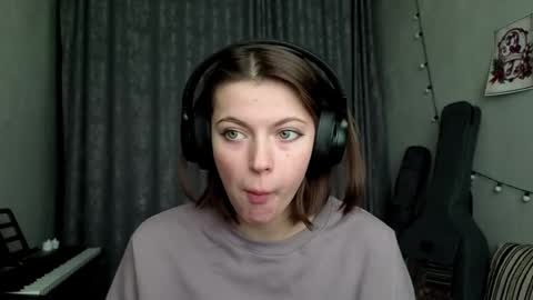 Snapshot of terranaufzinger chatting on 5, 2, 2026 Anny Simpson online show from 5, 2, 2026