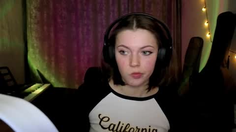 Snapshot of terranaufzinger chatting on 24, 2, 2026 Anny Simpson online show from 24, 2, 2026