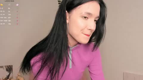 Caroline online show from 12, 6, 2026