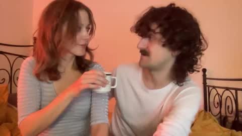 Snapshot of terry_and_elanor chatting on 27, 11, 2025 terry and elanor online show from 27, 11, 2025