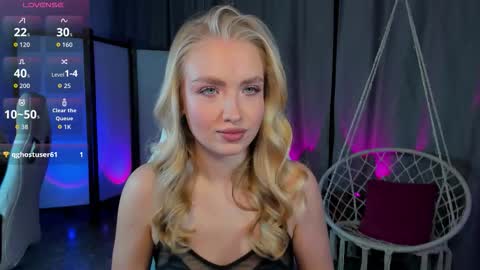 TessaHamilton online show from 14, 12, 2025