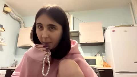 Snapshot of tesscanute chatting on 15, 10, 2025 Tess online show from 15, 10, 2025