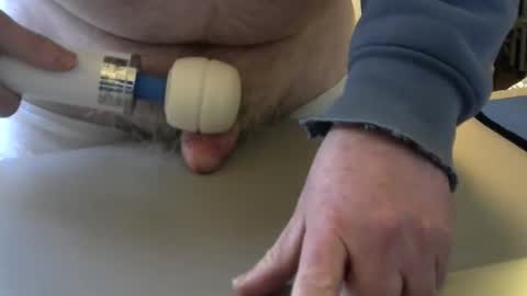 Test the Chat online show from 6, 3, 2026