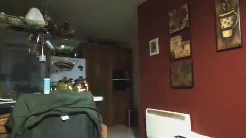 Snapshot of tetuo2 chatting on 16, 9, 2025 tetuo2 online show from 16, 9, 2025