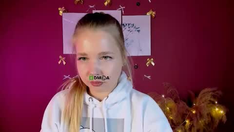 Snapshot of teya_starling chatting on 19, 12, 2025 teya_starling online show from 19, 12, 2025