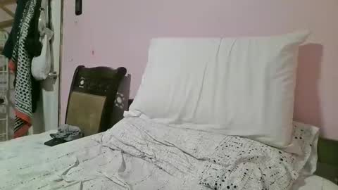 Snapshot of tezeria chatting on 4, 12, 2025 Tezeex online show from 4, 12, 2025