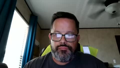 Snapshot of tgchkn86 chatting on 12, 9, 2025 tgchkn86 online show from 12, 9, 2025