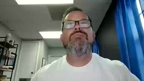 Snapshot of tgchkn86 chatting on 13, 10, 2025 tgchkn86 online show from 13, 10, 2025