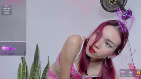 Snapshot of thaily01 chatting on 19, 9, 2025 Thaily online show from 19, 9, 2025