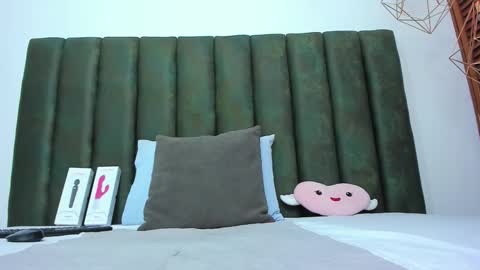 Snapshot of thailycherry chatting on 20, 9, 2025 Thaily online show from 20, 9, 2025