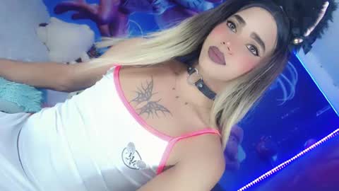 Snapshot of thalia_gil21 chatting on 21, 2, 2025 Thalia Girl online show from 21, 2, 2025