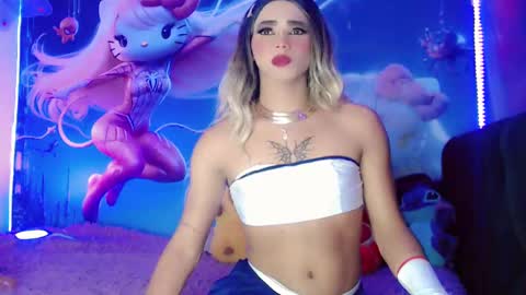 Snapshot of thalia_gil21 chatting on 5, 3, 2025 Thalia Girl online show from 5, 3, 2025