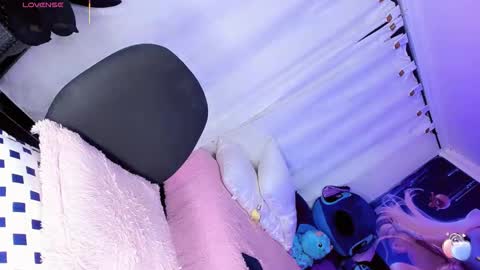 Snapshot of thalia_gil21 chatting on 19, 11, 2025 Thalia Girl online show from 19, 11, 2025