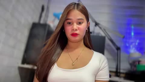 Ms. Thalia online show from 9, 12, 2024