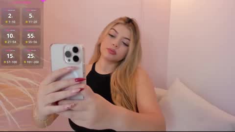 Snapshot of thaliafox_ chatting on 21, 2, 2025  Thalia online show from 21, 2, 2025