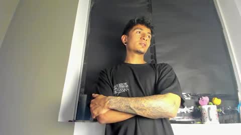 Snapshot of thank_steel chatting on 21, 11, 2025 thank_steel online show from 21, 11, 2025