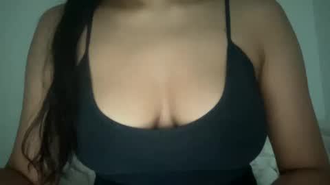 Snapshot of thatgirlmelanie chatting on 13, 10, 2025 Melanie online show from 13, 10, 2025