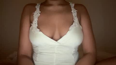 Snapshot of thatgirlmelanie chatting on 20, 10, 2025 Melanie online show from 20, 10, 2025