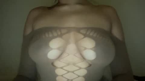 Snapshot of thatgirlmelanie chatting on 14, 11, 2025 Melanie online show from 14, 11, 2025