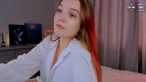 Snapshot of thatonerabbit chatting on 15, 9, 2025 Alice online show from 15, 9, 2025