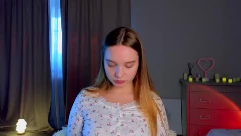 Snapshot of thatonerabbit chatting on 22, 11, 2025 Alice online show from 22, 11, 2025