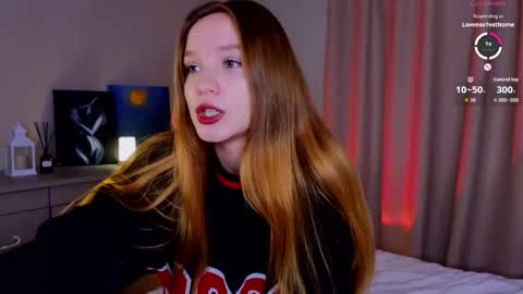 Snapshot of thatonerabbit chatting on 4, 12, 2025 Alice online show from 4, 12, 2025