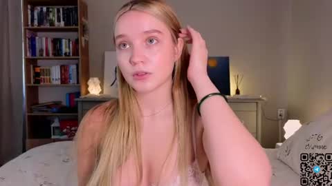 Snapshot of thatonerabbit chatting on 28, 6, 2026 Alice online show from 28, 6, 2026
