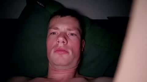 Snapshot of the___rocky200 chatting on 23, 11, 2025 Dennis online show from 23, 11, 2025