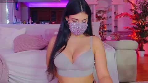 Snapshot of the__sabenna chatting on 1, 4, 2026 Madina online show from 1, 4, 2026