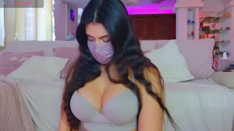 Snapshot of the__sabenna chatting on 7, 5, 2026 Madina online show from 7, 5, 2026