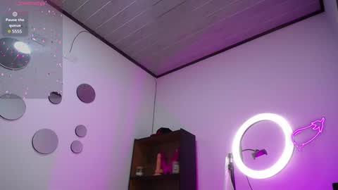 Snapshot of the_best_fox chatting on 11, 12, 2024 the girl of your dreams online show from 11, 12, 2024