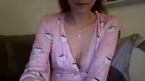 the crazy travellers online show from 16, 2, 2026