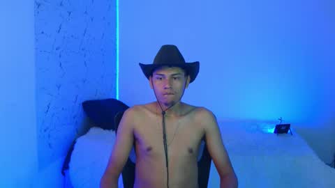 Snapshot of the_crack71 chatting on 28, 11, 2025 Sean OPry online show from 28, 11, 2025