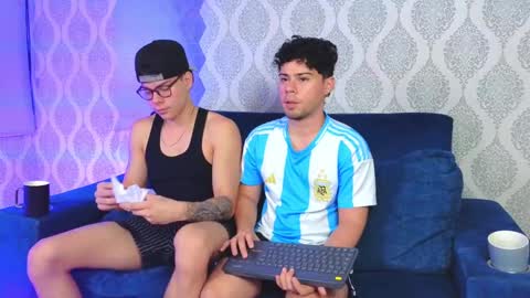 Ithan and Leo online show from 2, 10, 2025