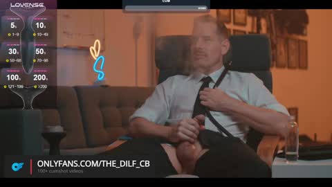 Snapshot of the_dilf chatting on 27, 1, 2025 The DILF - online show from 27, 1, 2025