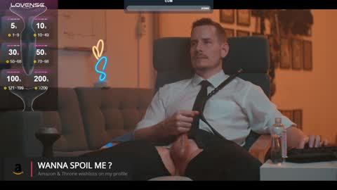 Snapshot of the_dilf chatting on 27, 1, 2025 The DILF - online show from 27, 1, 2025