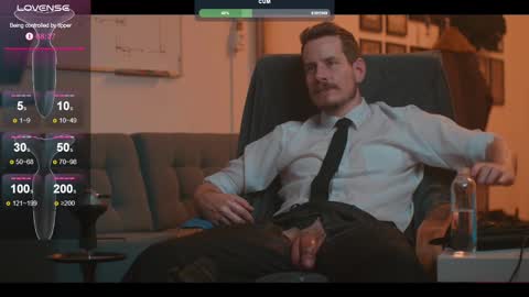 Snapshot of the_dilf chatting on 1, 3, 2025 The DILF - online show from 1, 3, 2025