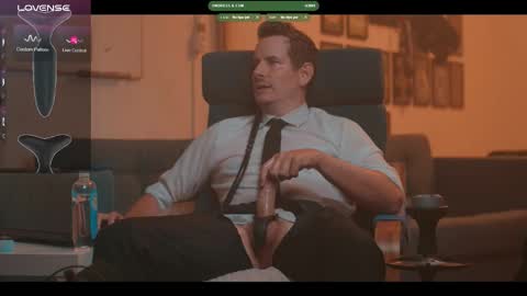 Snapshot of the_dilf chatting on 14, 9, 2025 The DILF - online show from 14, 9, 2025