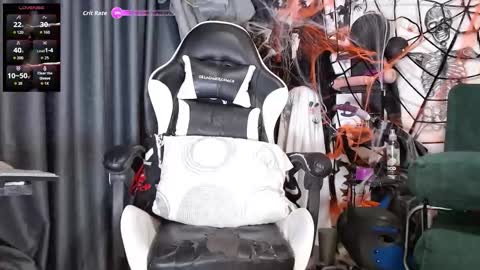 Snapshot of the_dog_lian chatting on 26, 10, 2025 the dog lian online show from 26, 10, 2025