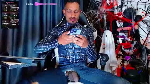 Snapshot of the_dog_lian chatting on 29, 10, 2025 the dog lian online show from 29, 10, 2025