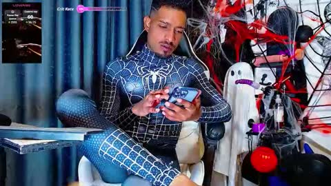 Snapshot of the_dog_lian chatting on 31, 10, 2025 the dog lian online show from 31, 10, 2025