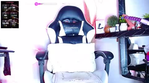 Snapshot of the_dog_lian chatting on 27, 11, 2025 the dog lian online show from 27, 11, 2025