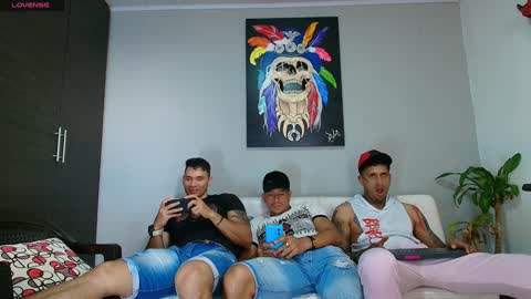 Snapshot of the_golden_boys chatting on 10, 12, 2024 SCOTT THEO KAMERON GENDERSON online show from 10, 12, 2024